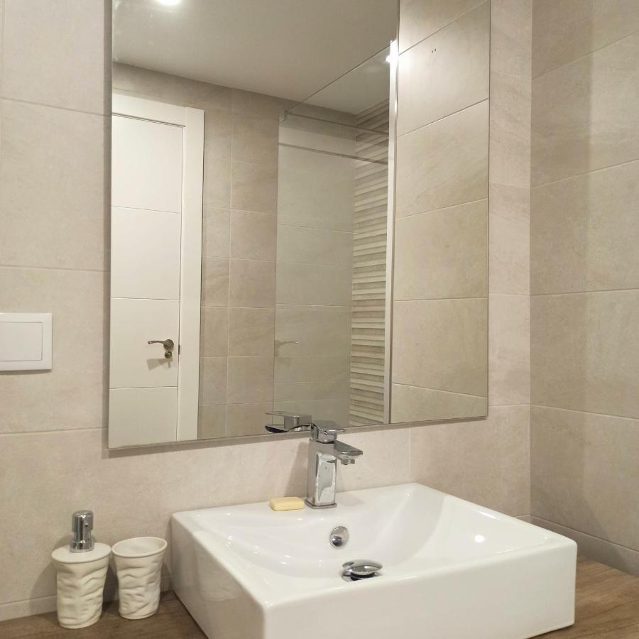 La Paloma Beach Apartment With Pool By Casa Del Sol Hr Manilva Exterior foto